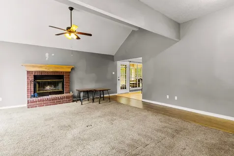 216 N Lake Drive Livingston TX 77351