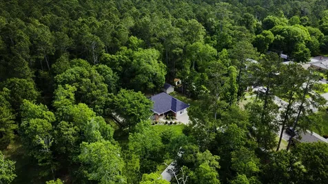 216 N Lake Drive Livingston TX 77351