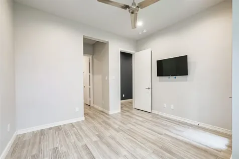711 W Clay Street Houston TX 77019