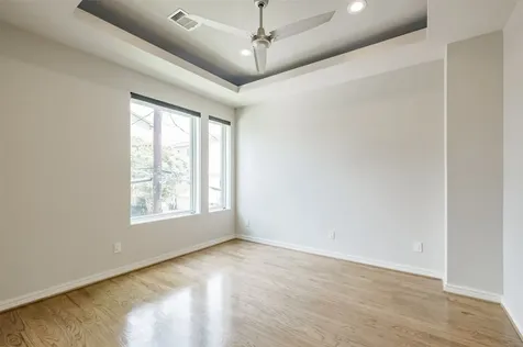 711 W Clay Street Houston TX 77019