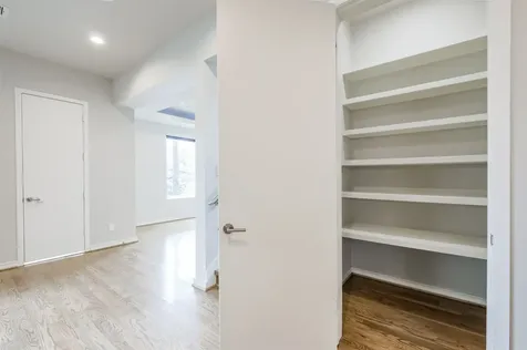 711 W Clay Street Houston TX 77019