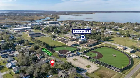 800 Stowell Street Anahuac TX 77514