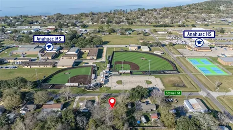 800 Stowell Street Anahuac TX 77514
