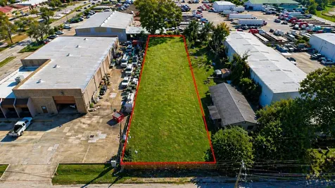 5717 Centralcrest Street Houston TX 77092