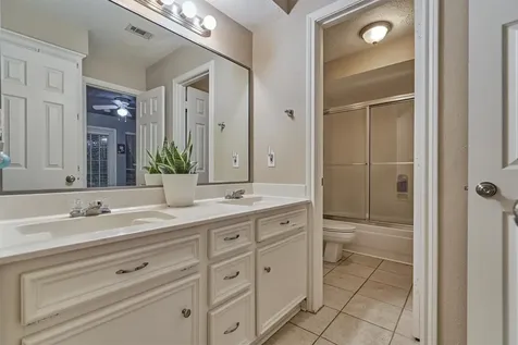 3503 Country Club Boulevard Montgomery TX 77356