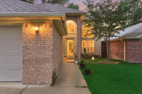 3503 Country Club Boulevard Montgomery TX 77356