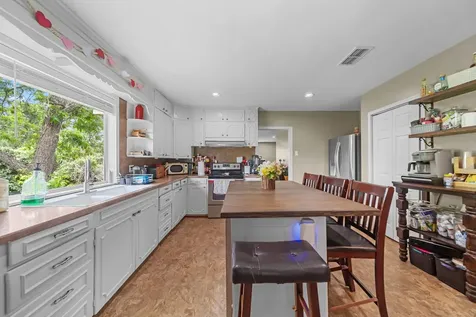 202 Sweed Street Brenham TX 77833