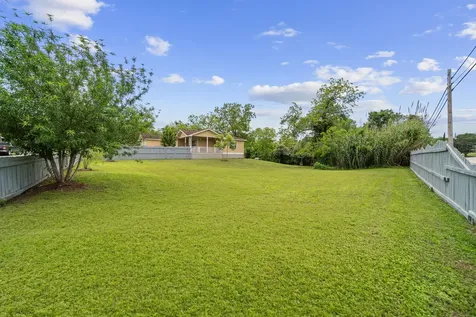 202 Sweed Street Brenham TX 77833
