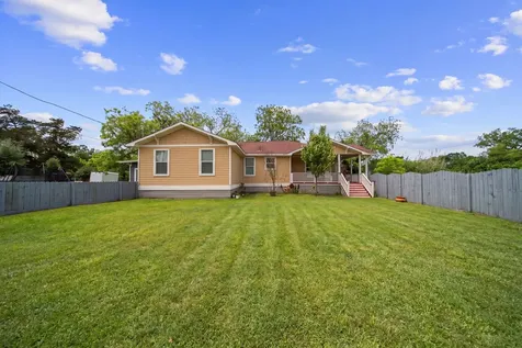 202 Sweed Street Brenham TX 77833