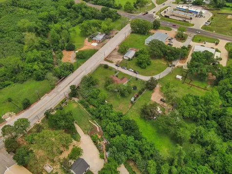 202 Sweed Street Brenham TX 77833