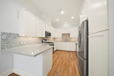 4031 Bellefontaine Street 117 Houston TX 77025