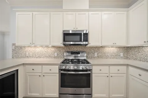 4031 Bellefontaine Street 117 Houston TX 77025