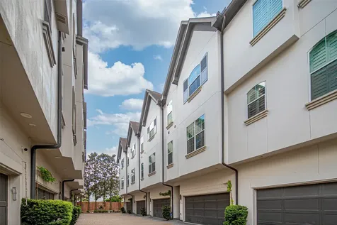4031 Bellefontaine Street 117 Houston TX 77025