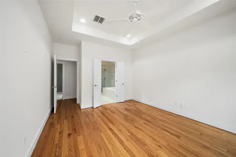 4031 Bellefontaine Street 117 Houston TX 77025