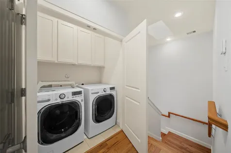 4031 Bellefontaine Street 117 Houston TX 77025