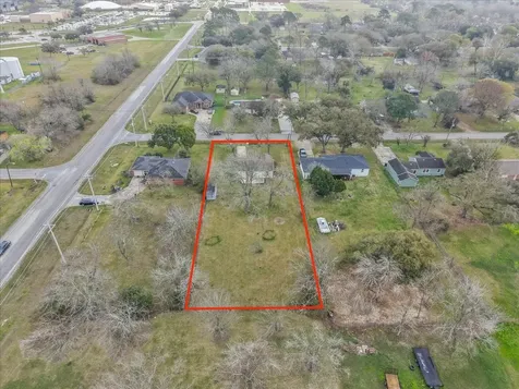 909 Tarpey Road Texas City TX 77591