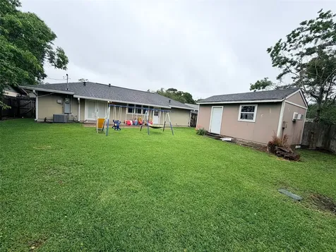 3407 Avenue N Nederland TX 77627