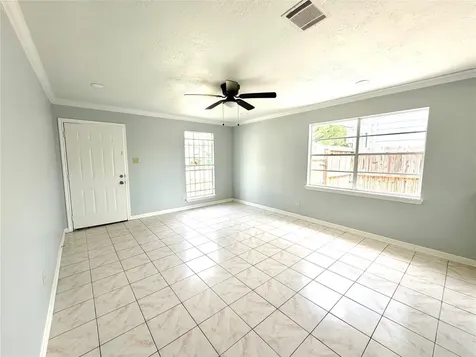 718 Blue Rock Court Houston TX 77060