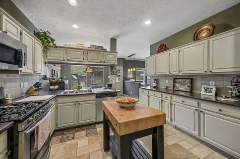 2030 Gemini Street Houston TX 77058