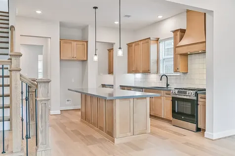 2519 S Houston Avenue Pearland TX 77581