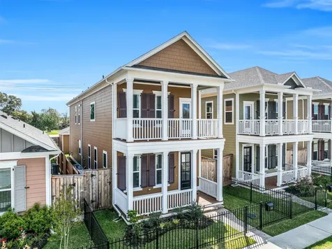 2519 S Houston Avenue Pearland TX 77581