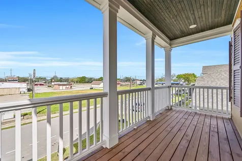 2519 S Houston Avenue Pearland TX 77581