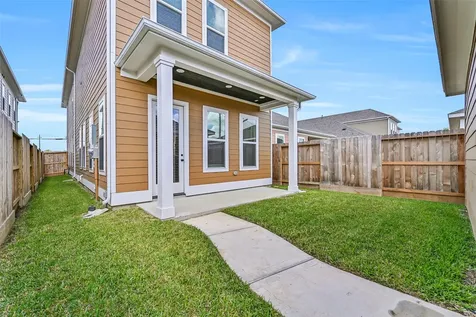2519 S Houston Avenue Pearland TX 77581