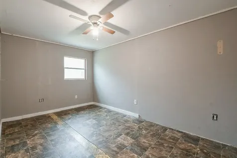 1109 E Miller Street Angleton TX 77515