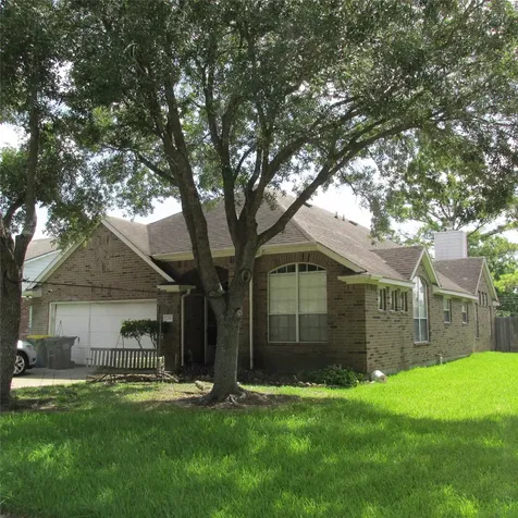 3255 Lakeway Lane Pearland TX 77584