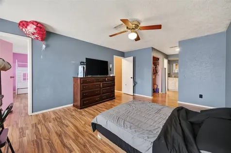 16006 El Toro Court Webster TX 77598