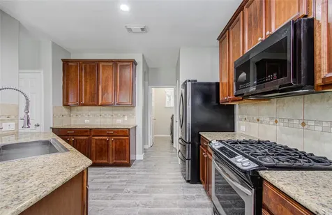 6814 Summer Bridge Lane Spring TX 77379