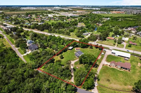 5123 Cotton Lake Road Cove TX 77523