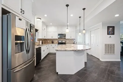5123 Cotton Lake Road Cove TX 77523