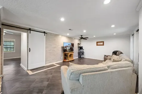 5123 Cotton Lake Road Cove TX 77523