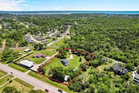 5123 Cotton Lake Road Cove TX 77523