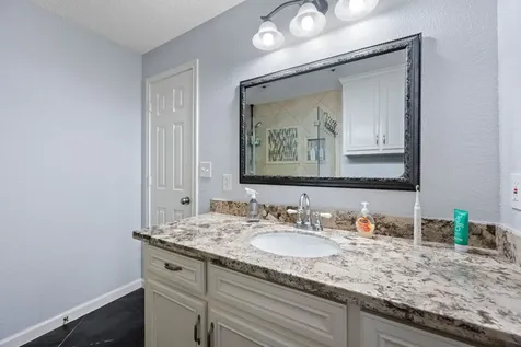 5123 Cotton Lake Road Cove TX 77523