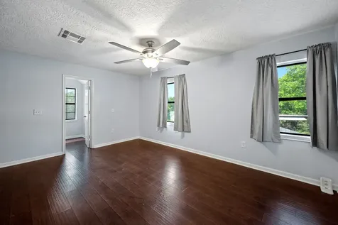 5123 Cotton Lake Road Cove TX 77523