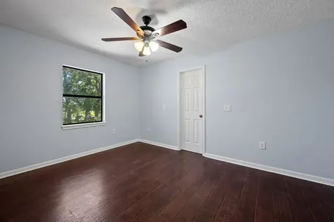 5123 Cotton Lake Road Cove TX 77523