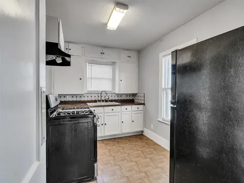 5019 Avenue M 1/2 Galveston TX 77551