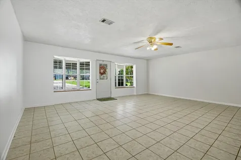 125 County Road 4010 Dayton TX 77535