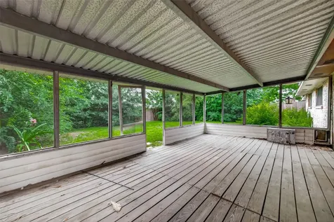 1910 Blindlake Drive Houston TX 77084