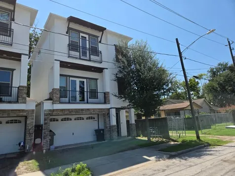 1516 Amundsen Street Houston TX 77009