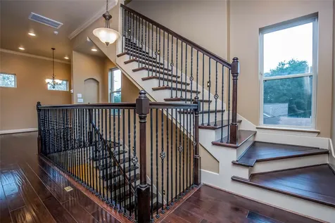 1516 Amundsen Street Houston TX 77009