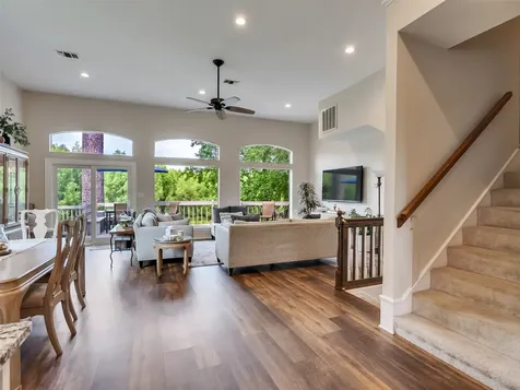 300 Coral Gables Trinity TX 75862