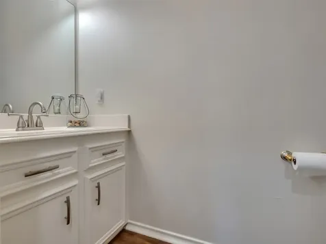 300 Coral Gables Trinity TX 75862