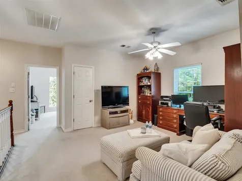 300 Coral Gables Trinity TX 75862