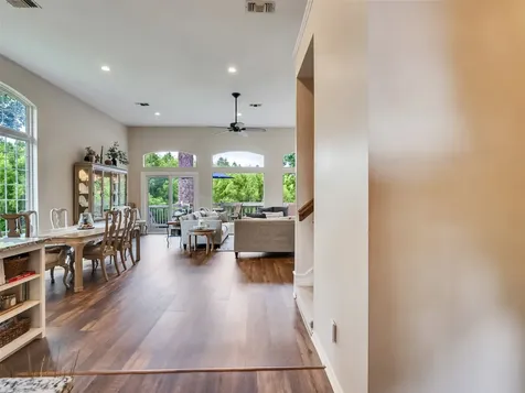 300 Coral Gables Trinity TX 75862