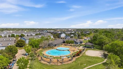 1725 Harvey Mitchell Parkway 126 College Station TX 77840
