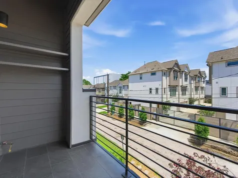 4313 Marina Street Houston TX 77007