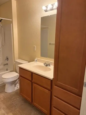 619 N Vionett Lane Texas City TX 77591